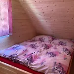 Drevenica Karolina * Bobrovec