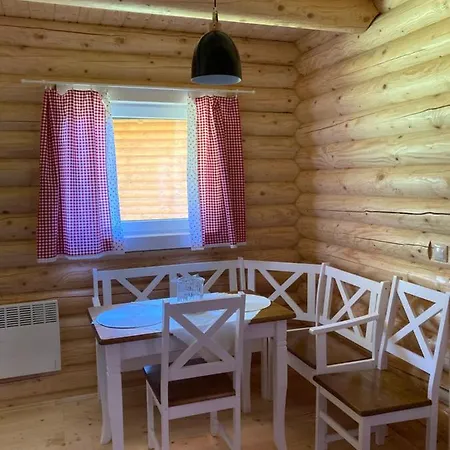 Drevenica Karolina *