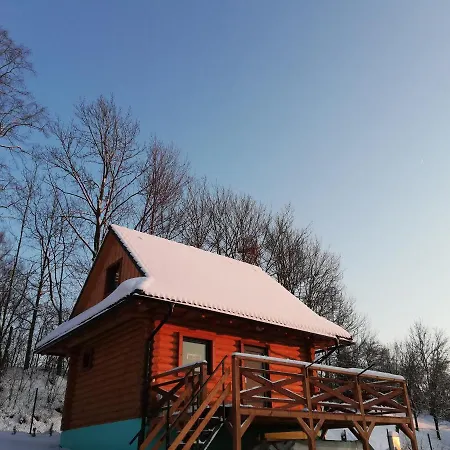 Drevenica Karolina * 波布洛维克